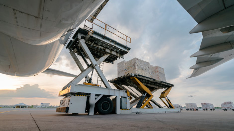 Air Freight from the UK to the USA: All You Need to Know