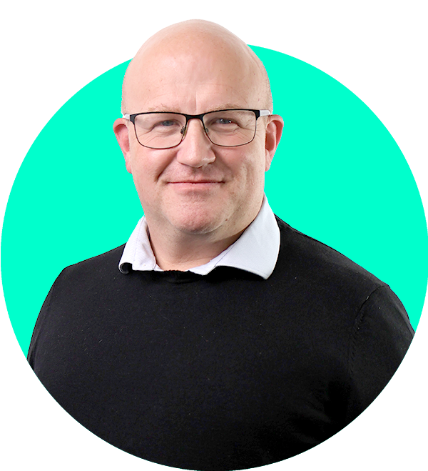 John_Sommer-v4-headshot-circle-13032024-1
